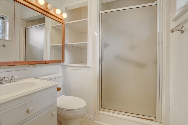 1810 Locksford Street, Houston, TX 77008