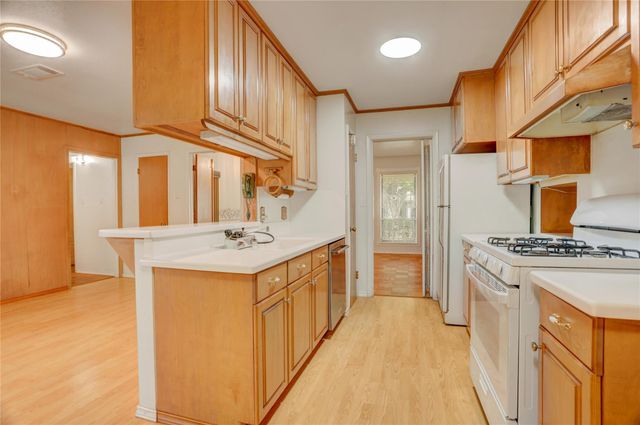 1810 Locksford Street, Houston, TX 77008