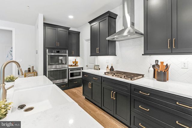 402 LEAHY DR, Newark, DE 19711