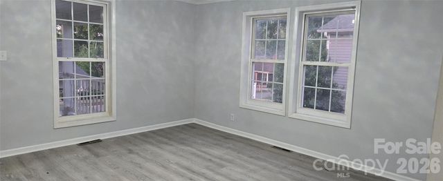 227 W B Street, Newton, NC 28658