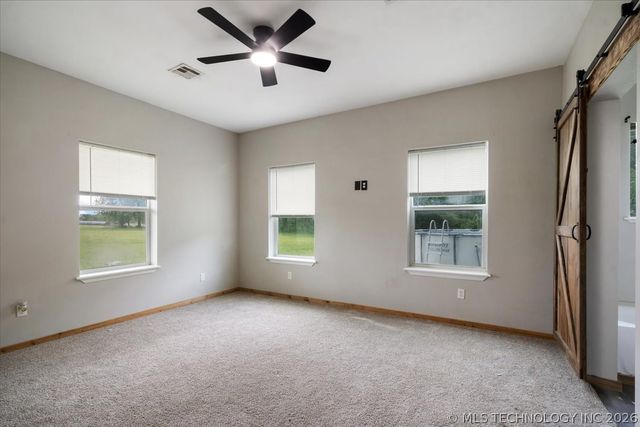 17600 S 385th East Avenue, Porter, OK 74454