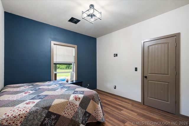 17600 S 385th East Avenue, Porter, OK 74454