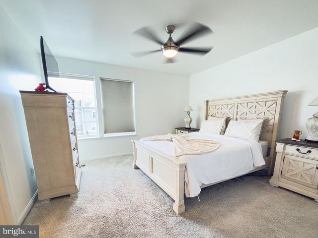 185 DREXEL CT, Martinsburg, WV 25404