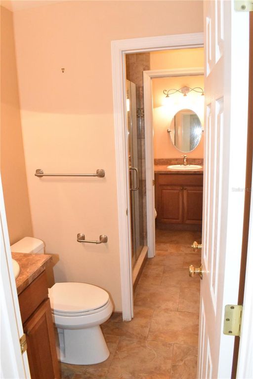 Image 17 of property listing at 7606 15TH AVENUE NW, Bradenton, FL 34209