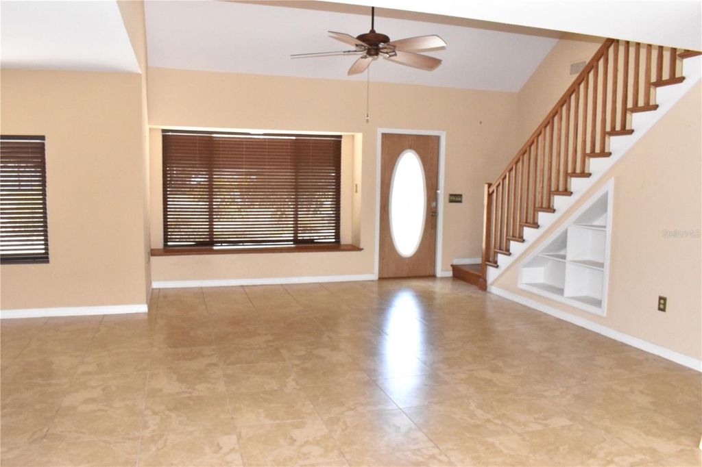 Image 4 of property listing at 7606 15TH AVENUE NW, Bradenton, FL 34209