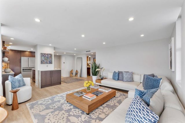3015 N Ocean Boulevard 19F, Fort Lauderdale, FL 33308