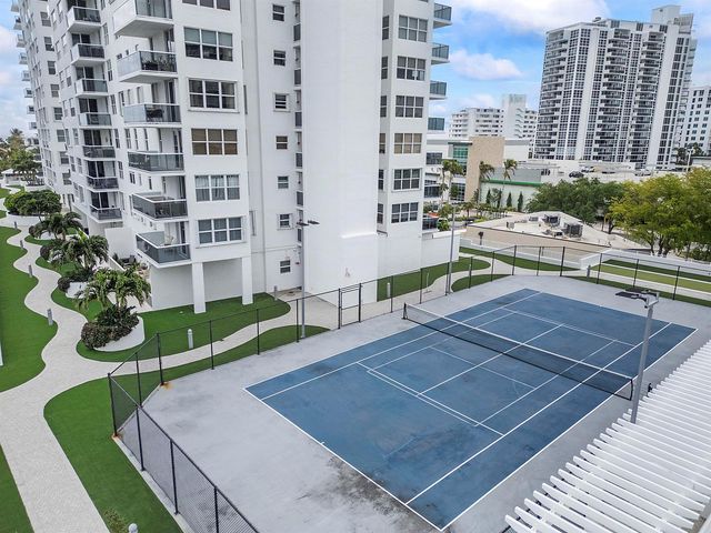 3015 N Ocean Boulevard 19F, Fort Lauderdale, FL 33308
