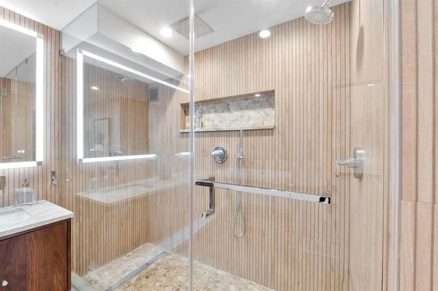 3015 N Ocean Boulevard 19F, Fort Lauderdale, FL 33308
