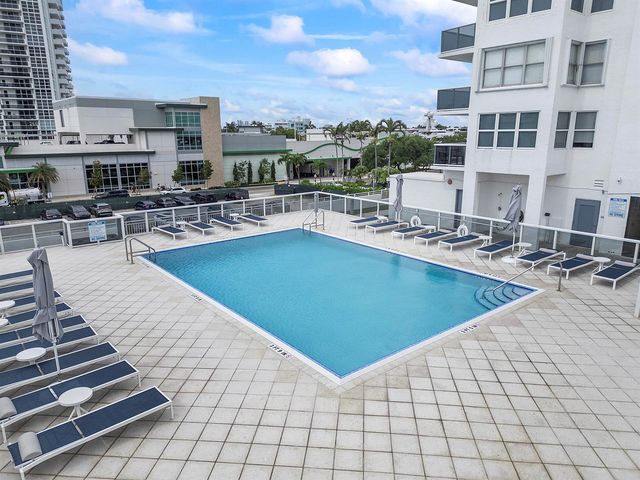 3015 N Ocean Boulevard 19F, Fort Lauderdale, FL 33308