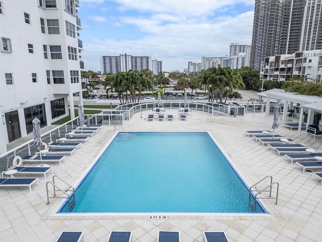 3015 N Ocean Boulevard 19F, Fort Lauderdale, FL 33308