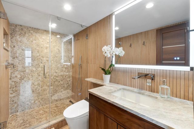 3015 N Ocean Boulevard 19F, Fort Lauderdale, FL 33308