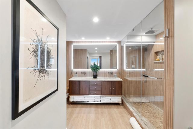 3015 N Ocean Boulevard 19F, Fort Lauderdale, FL 33308