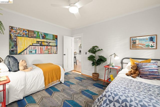 328 Glendale Avenue, Oakland, CA 94618