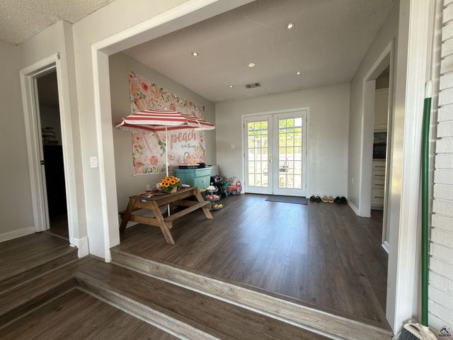 305 E Pointe Court, Kathleen, GA 31047