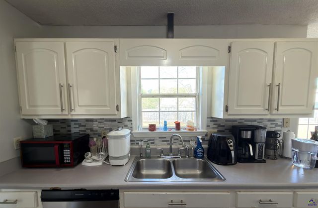 305 E Pointe Court, Kathleen, GA 31047