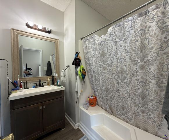 305 E Pointe Court, Kathleen, GA 31047