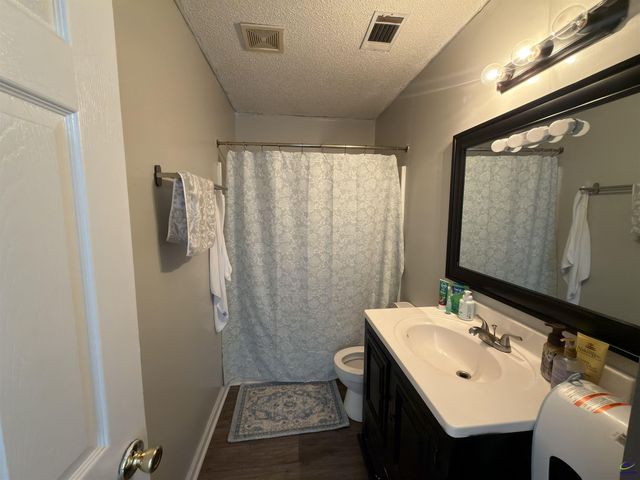 305 E Pointe Court, Kathleen, GA 31047