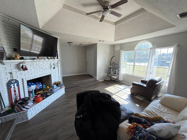 305 E Pointe Court, Kathleen, GA 31047