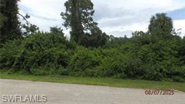 220 Roosevelt AVE, Lehigh Acres, FL 33936