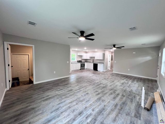 111 Susan Drive, Warner Robins, GA 31093