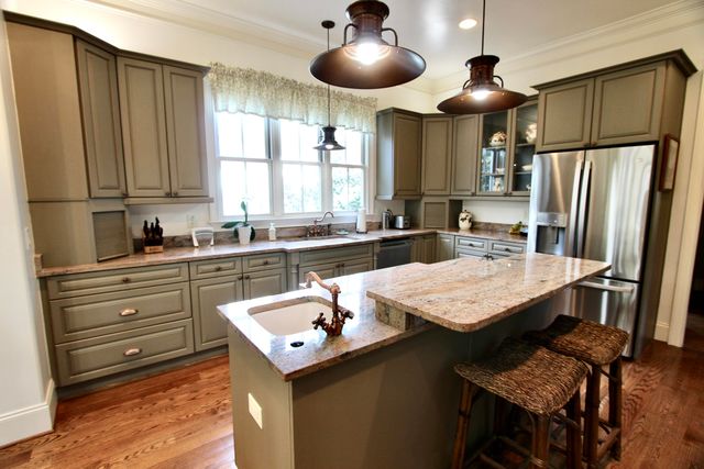 2217 Beckenham Drive, Mount Pleasant, SC 29466