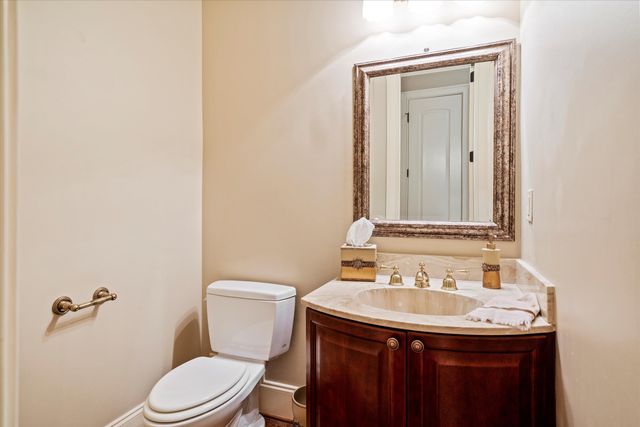 2217 Beckenham Drive, Mount Pleasant, SC 29466