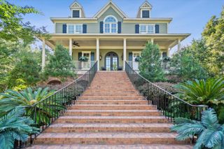2217 Beckenham Drive, Mount Pleasant, SC 29466