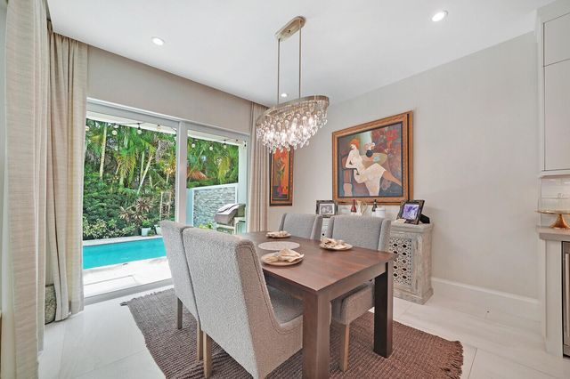 436 NE WAVECREST Way, Boca Raton, FL 33432