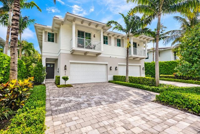 436 NE WAVECREST Way, Boca Raton, FL 33432