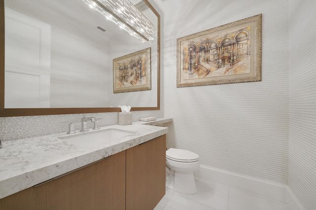 436 NE WAVECREST Way, Boca Raton, FL 33432