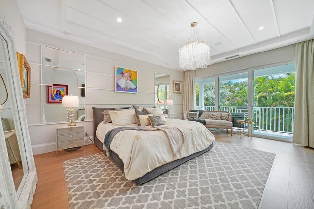 436 NE WAVECREST Way, Boca Raton, FL 33432