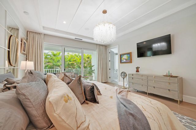 436 NE WAVECREST Way, Boca Raton, FL 33432