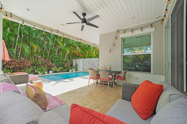 436 NE WAVECREST Way, Boca Raton, FL 33432