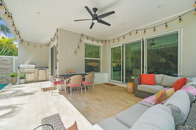 436 NE WAVECREST Way, Boca Raton, FL 33432