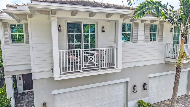 436 NE WAVECREST Way, Boca Raton, FL 33432