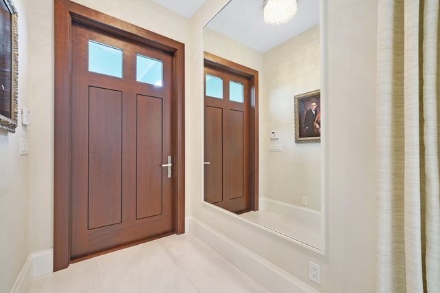 436 NE WAVECREST Way, Boca Raton, FL 33432