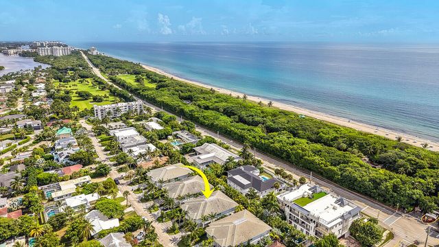 436 NE WAVECREST Way, Boca Raton, FL 33432