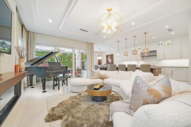 436 NE WAVECREST Way, Boca Raton, FL 33432