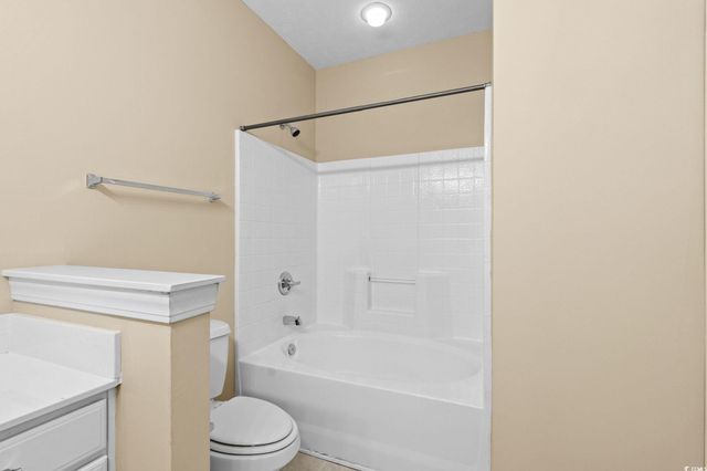 119 Fountain Pointe Ln Unit 202, Myrtle Beach, SC 29579