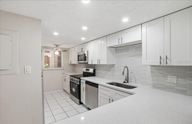 3700 S OSPREY AVENUE 115, Sarasota, FL 34239