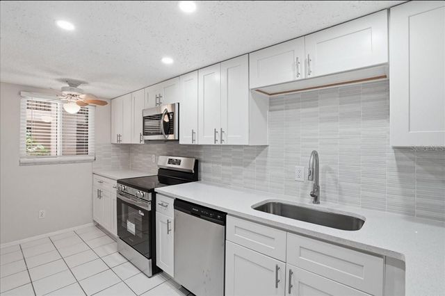 3700 S OSPREY AVENUE 115, Sarasota, FL 34239