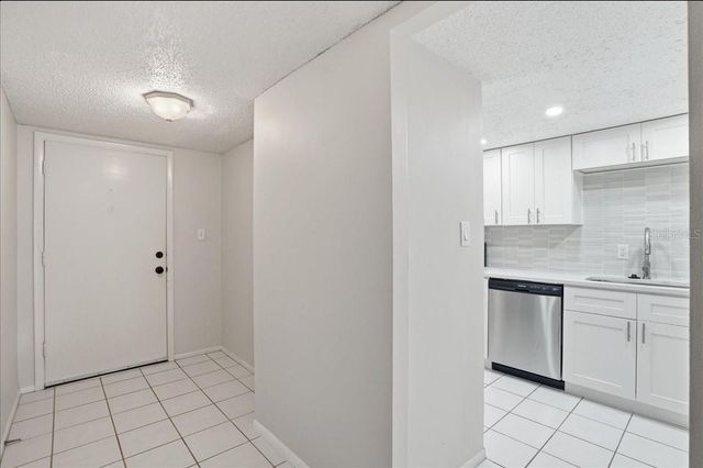 3700 S OSPREY AVENUE 115, Sarasota, FL 34239