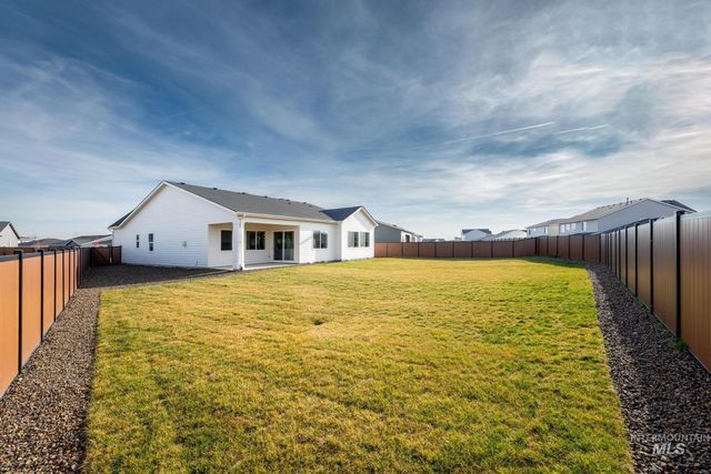 5323 Juliet Rose Ave, Caldwell, ID 83607