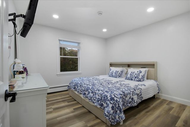 65 Marsh Lane, Hyannis, MA 02601