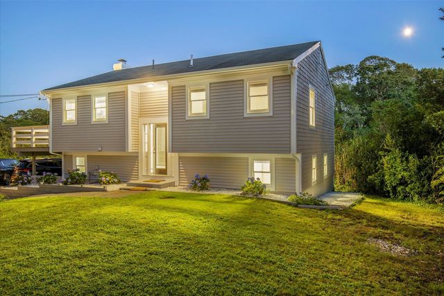 65 Marsh Lane, Hyannis, MA 02601