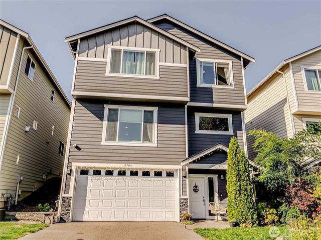 2704 S 120th Place, Seattle, WA 98168