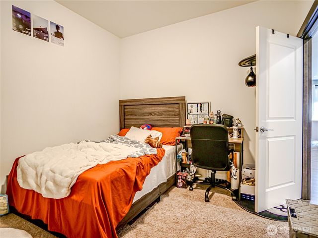2704 S 120th Place, Seattle, WA 98168