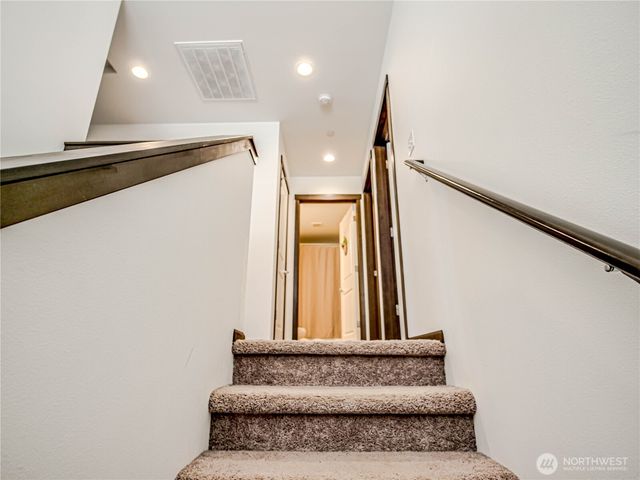 2704 S 120th Place, Seattle, WA 98168