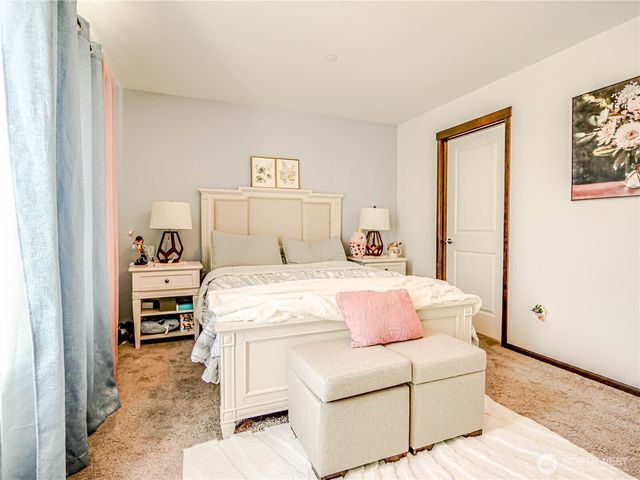 2704 S 120th Place, Seattle, WA 98168