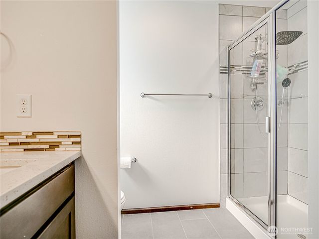 2704 S 120th Place, Seattle, WA 98168